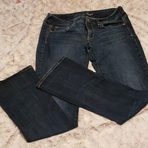 American Eagle Skinny Kick Jeans